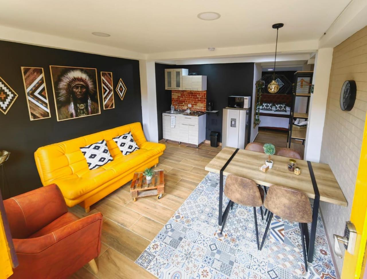 Confortable Apartamento A 20 Mt Del Parque Principal ซาเลนโต ภายนอก รูปภาพ